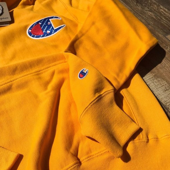 (XS) Men's Champion Active Wear Hoodie - Picture 5 of 5